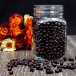 Wholesale ✨ Bars Juniper Berries - 11 Ounce ✔️ -Outlet Bars Store juniper berry scene 800x